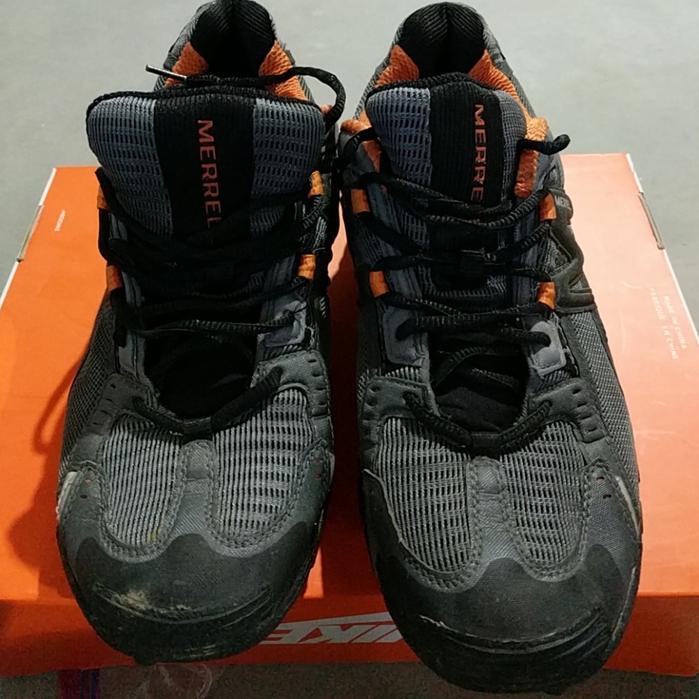 Merrel athletic shoes